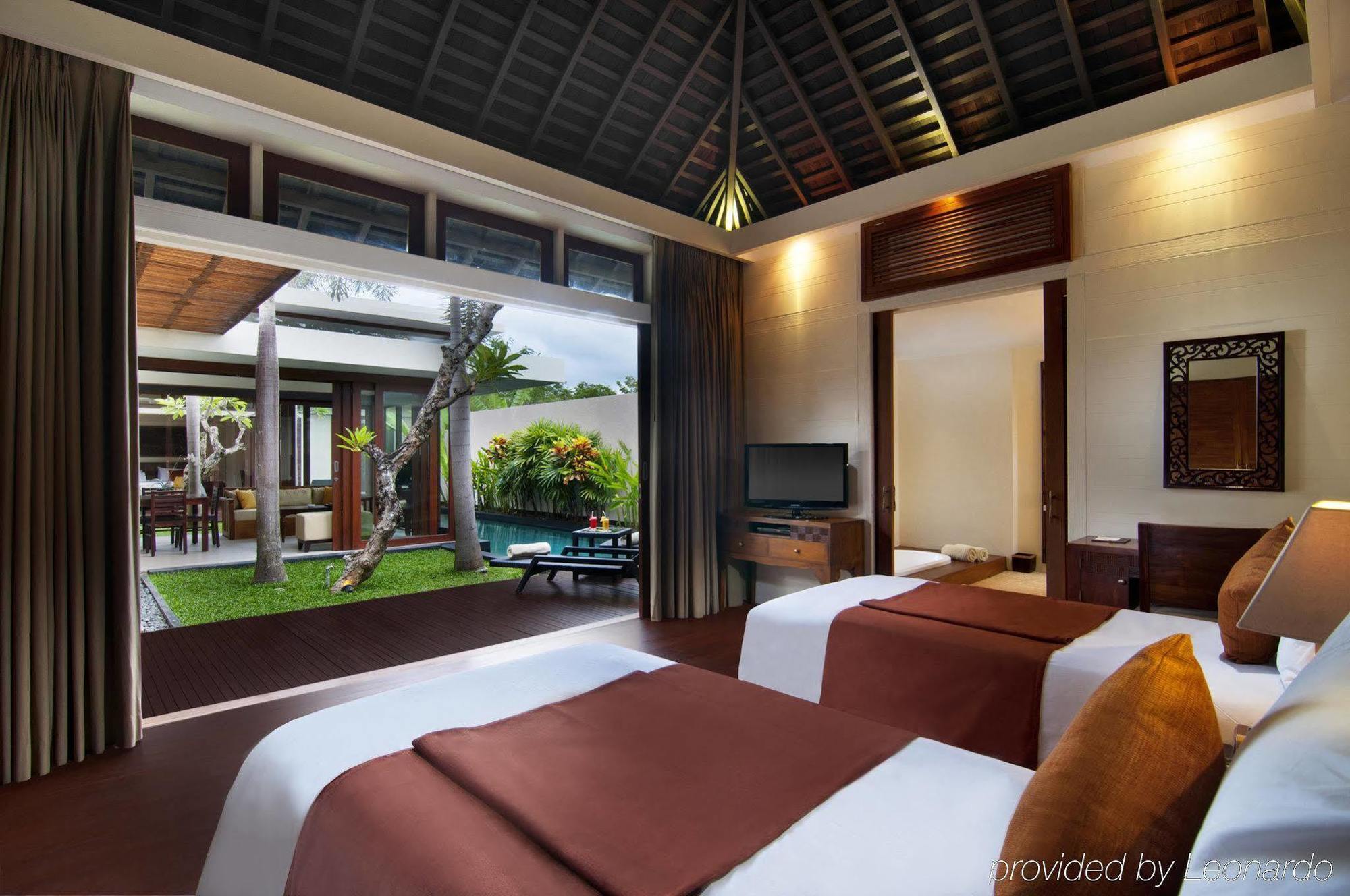 Astana Batubelig Villa Seminyak Exterior photo