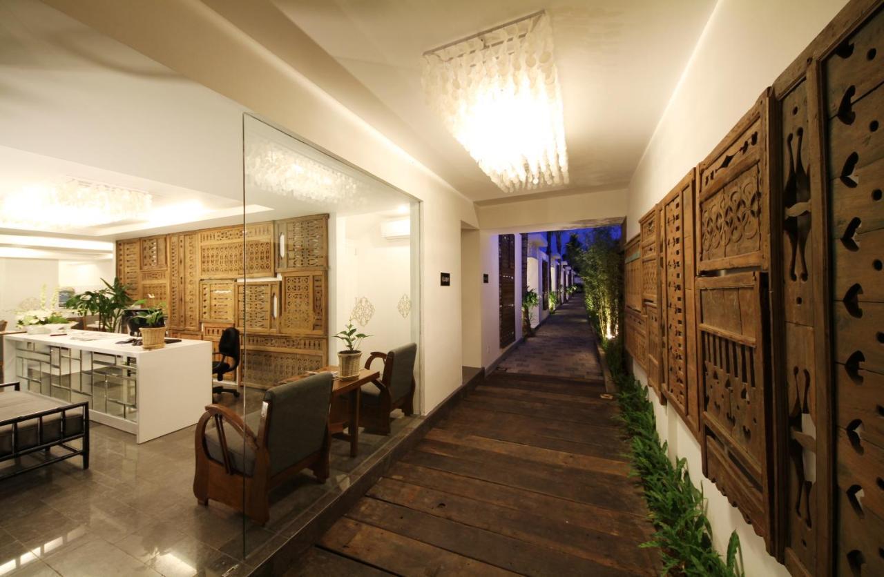 Astana Batubelig Villa Seminyak Exterior photo